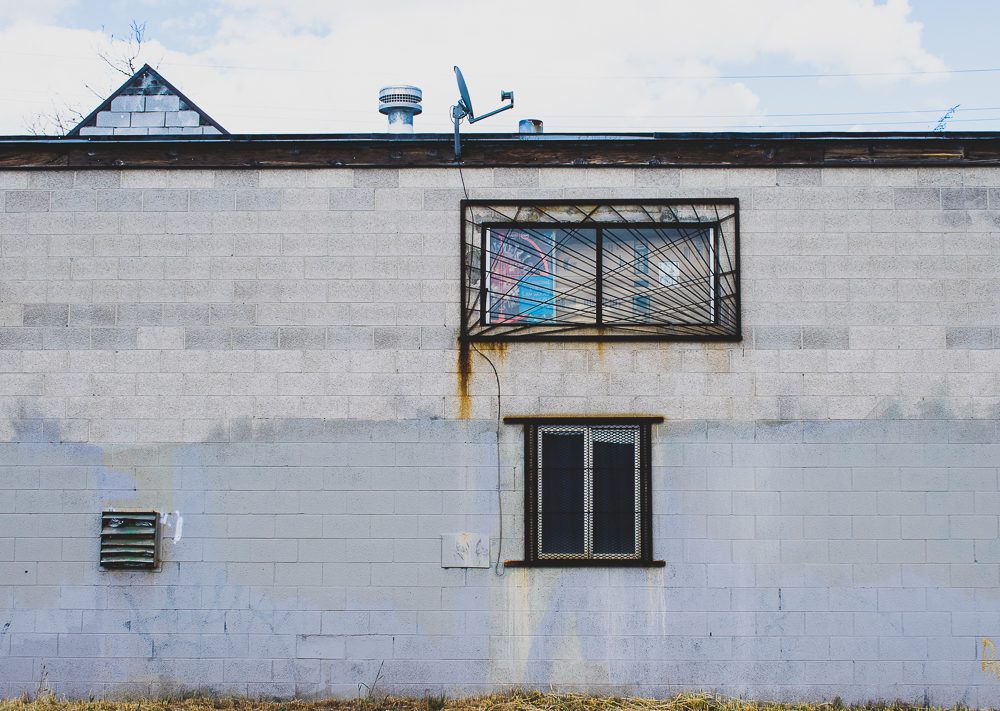 Picture of cinder block wall